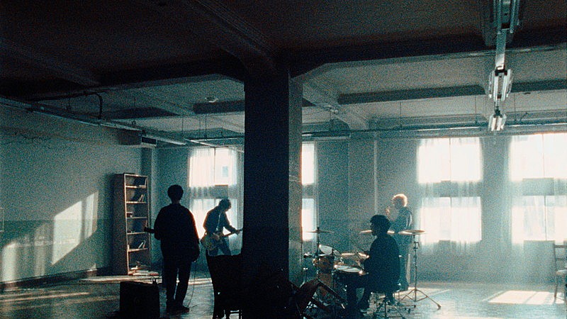BUMP OF CHICKEN、新曲「窓の中から」MVプレミア公開