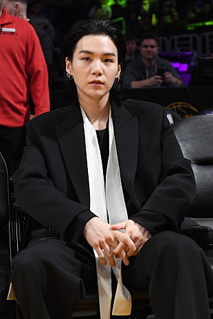 「BTSのSUGA、NBAアンバサダーに就任で「夢のようです」」