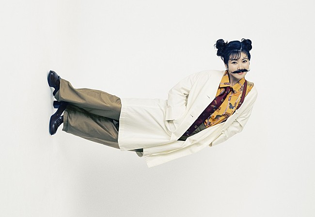 「眉村ちあき「これ仕事なんだ？？？楽しすぎん？」、春華堂「八丁みそまん」CMソング担当」1枚目/1