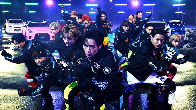 「THE RAMPAGE、新曲「16BOOSTERZ」MVでダンス×ハイパフォーマンスカーのコラボ」1枚目/1