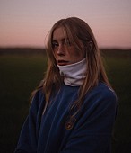 「シャイ・マーティン、新曲「glued to the floor」を公開」1枚目/2