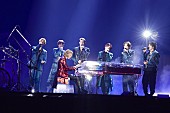 「YOSHIKIがSixTONES東京ドーム公演に登場、会場が“紅”に染まった」1枚目/1