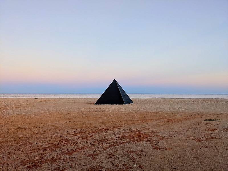 「ピンク・フロイド『狂気』50周年を記念したリスニング・イベントがオーストラリアの世界遺産で開催」1枚目/1