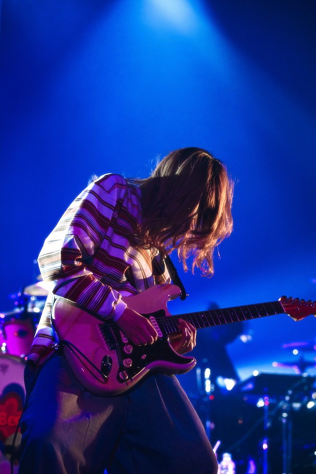 「Lily（Gt. / Vo.）」12枚目/13