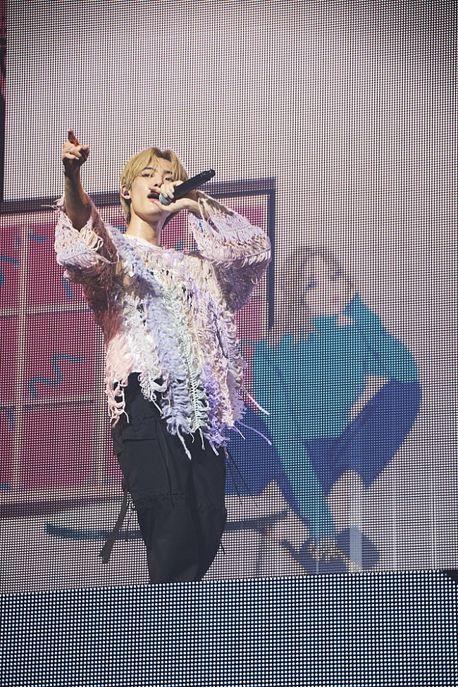 「＜ライブレポート＞NOA、初のワンマンライブで新曲「BURN」含む計16曲披露」1枚目/10