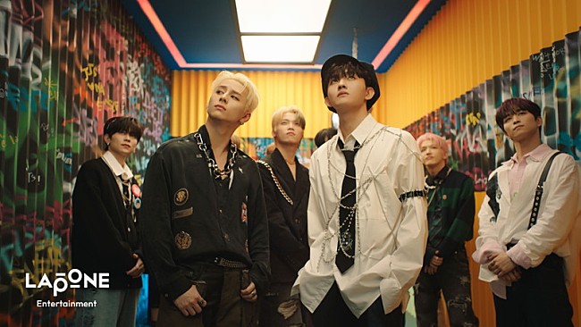 「INI、メンバーが自由に楽しむ「FANFARE」MVティザー第1弾を公開」1枚目/1