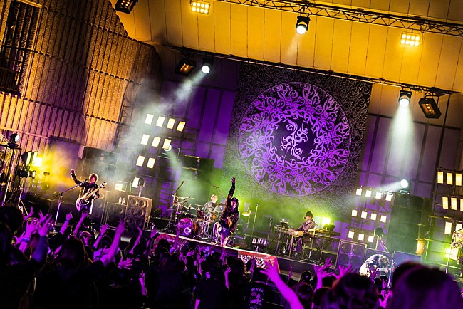 「MUCC、日比谷野音で開催した『鵬翼』『極彩』ツアーファイナルの公式レポ到着」1枚目/12