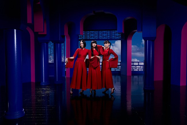 「Perfume、最新ライブ映像作品より初回限定盤特典のダイジェストティザー映像公開」1枚目/3