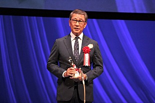 「中井貴一「コメディ－は難しい。緊張感がある」　「日本映画批評家大賞」で主演男優賞を受賞」