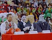 「『PEOPLE 1「GOLD」MV』」5枚目/11