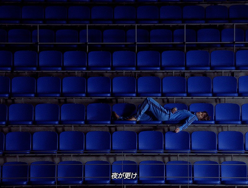 「『PEOPLE 1「GOLD」MV』」3枚目/11