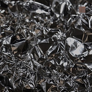 「LAUSBUB、約7分半のハードコアテクノ「80+1 Hardy Ones」配信リリース」