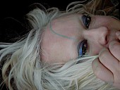 「アノーニ・アンド・ザ・ジョンソンズ、7/7発売のニューALから「It Must Change」公開」1枚目/2