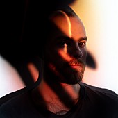 「アウスゲイル、「Vibrating Walls」のスーパーオーガニズムによるリミックス公開」1枚目/2