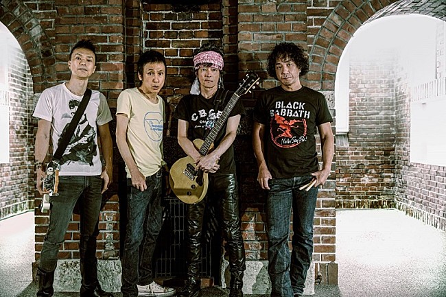 「ライブAL『ザ・クロマニヨンズ ツアー MOUNTAIN BANANA2023』10月リリース決定」1枚目/1