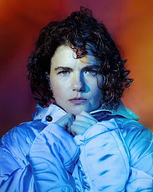 「ジョージア、ドリーミーな新曲「Give It Up For Love」のMV公開」