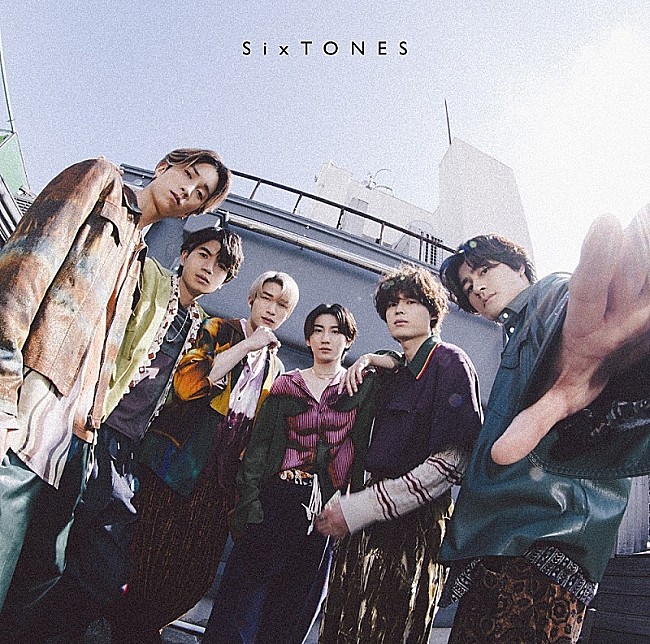 「【深ヨミ】SixTONES『こっから』が直近5作で最高の初週セールスで首位獲得 過去作を含めた販売動向を調査」1枚目/2