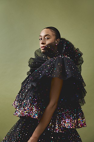 「コリーヌ・ベイリー・レイ、7年ぶりの新作から「New York Transit Queen」配信」