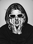 「グループラヴ、特別な思いを込めた新曲「Eyes」のMV公開」1枚目/3