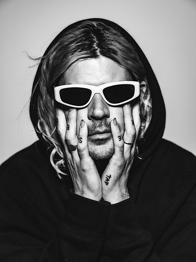 「グループラヴ、特別な思いを込めた新曲「Eyes」のMV公開」1枚目/3