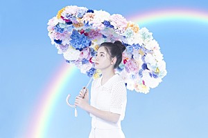 Rainy。、自身の誕生日に1stアルバム『Rainy。UNIVERSE』リリース
