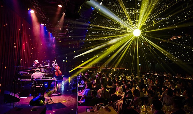 「Photo by ViVi Koharu」8枚目/19