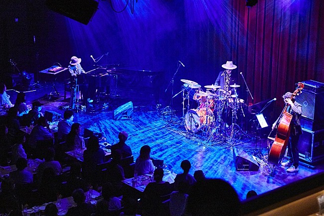 「Photo by ViVi Koharu」9枚目/19