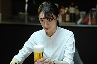 「栗山千明「食べたいものを食べて幸せになるタイプ」　「晩酌の流儀２」で豪快な飲みっぷりがパワ－アップ」