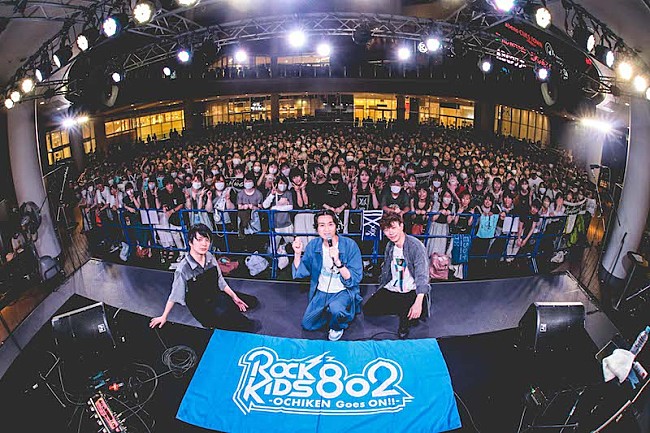 「XIIX、FM802公開収録ゲスト出演　約1,000人のファンを迎え七夕の夜にトーク＆ライブ披露」1枚目/12