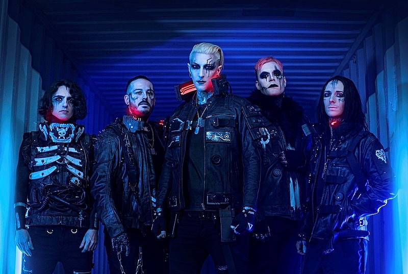 「モーションレス・イン・ホワイト、AL『スコアリング・ザ・エンド・オブ・ザ・ワールド』DX盤リリースへ」1枚目/2