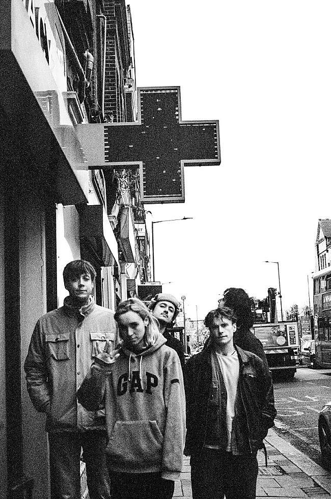 「ソーリー、「Screaming In The Rain」の新録ver.解禁」1枚目/3