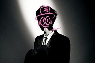 「正体不明のアーティスト、TiUがメジャーデビュー決定＆ビルボードライブ東京で初ライブ開催」