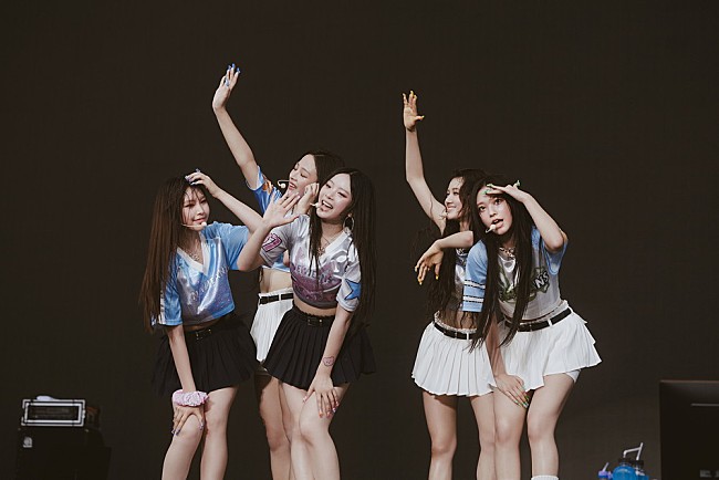 「【SUMMER SONIC 2023】NewJeansが待望の日本フェス初出演、魅力的な音楽とフレッシュなパフォーマンスにスタジアムが熱狂＜ライブレポート＞」1枚目/10