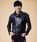 「ソロデビュー30周年を迎えた寺岡呼人、成田昭次とアニバーサリー・ライブを開催」1枚目/2