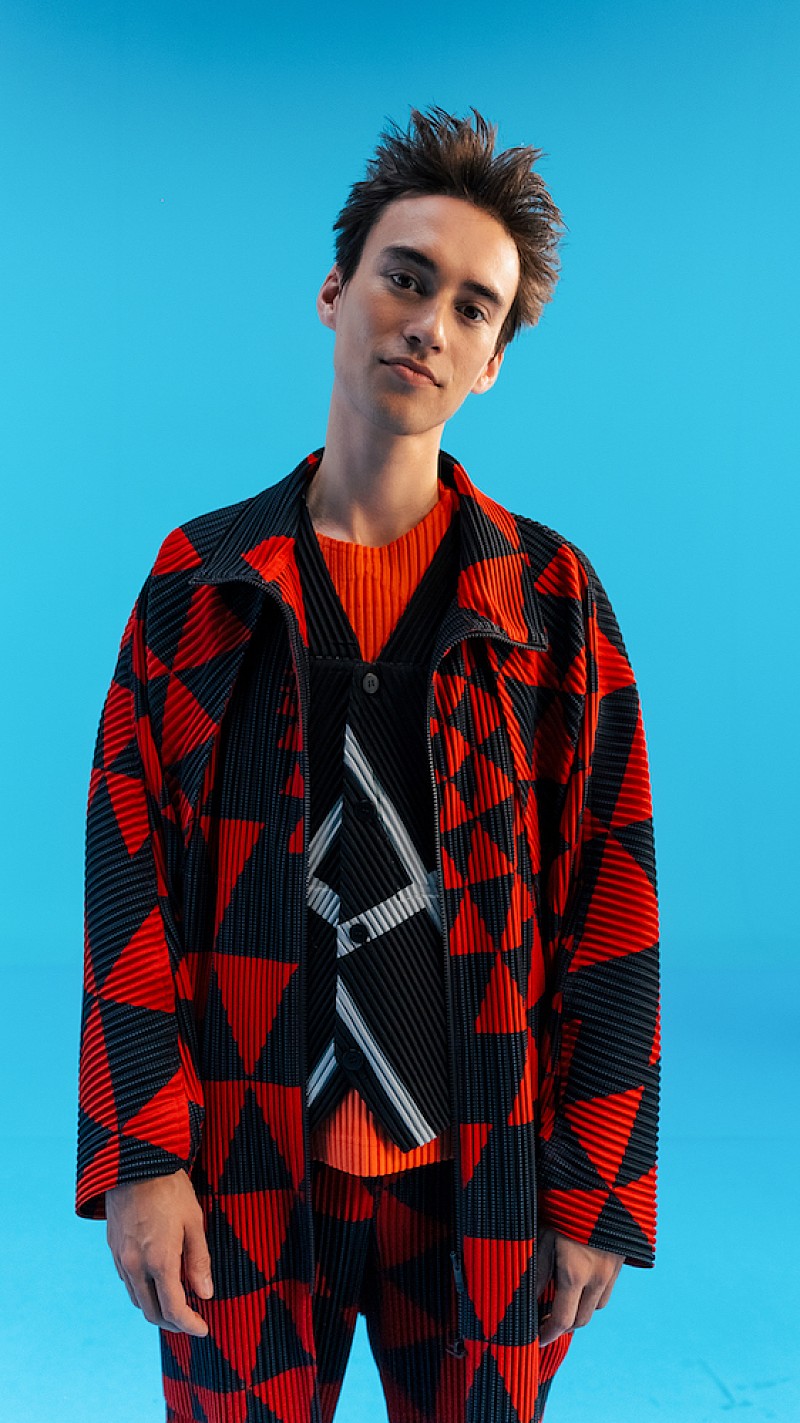 「ジェイコブ・コリアー、ブランディ・カーライル参加の新曲公開　MVは日本で撮影」1枚目/3