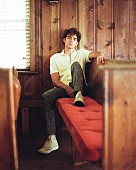 「ジョシュア・バセット、新曲「Just Love」は愛で困難を乗り越えることがテーマ」1枚目/2