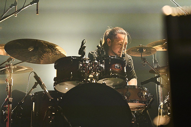 新品　Mr.FanTastiC メガテラゼロ　パーカーライブグッズ　ツアー　XL 新品 Mr.FanTastiC メガテラゼロ パーカー Tシャツ - メルカリ