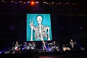 SOPHIA、【獅子に翼V】Kアリーナ横浜公演にて披露した約10年ぶり新曲