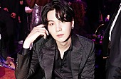 「SUGA、若い頃に“たくさんの怒りや憤り”を抱えていたと明かす「辞めたいと思ったことも」」1枚目/1