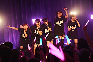 「COMIQ ON!「生きる意味を与えてくれてありがとう」卒業しないけど、卒業公演のような1周年記念ライブ大成功！ 新曲リリースも決定」
