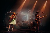 「＜ライブレポート＞GLIM SPANKY、コンセプトライブ【Velvet Theater 2023】で見せたバンドの美学と不変のメッセージ」1枚目/8