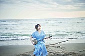 「夏川りみ、平松賢人主演映画『右へいってしまった人』主題歌「春夏秋冬」歌唱＆本人役で特別出演決定」1枚目/1