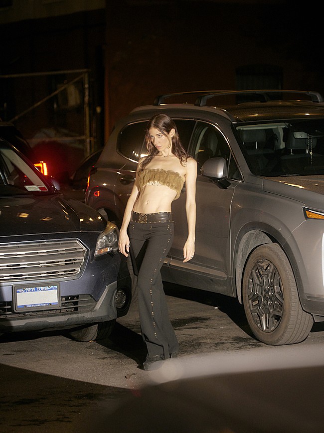 「キャロライン・ポラチェック、最新AL『Desire, I Want To Turn Into You』がLP化」1枚目/2