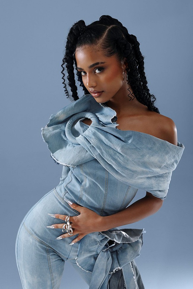 「タイラ、トラヴィス・スコット／マシュメロによる「ウォーター」のリミックス2曲公開 」1枚目/1