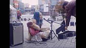 「ちゃんみな、スクランブル交差点で撮影「Biscuit」コンセプトビデオ公開」1枚目/4