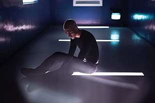 「ポップ・シンガーソングライターMIKA、新曲「So I Don’t Forget」配信リリース」