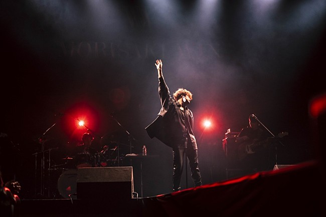 「＜ライブレポート＞MORISAKI WINがCrewと共に作り上げた研ぎ澄まされたパフォーマンス【MORISAKI WIN JAPAN FLIGHT TOUR】」1枚目/10