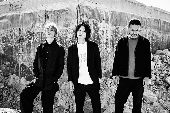 「	DOES」2枚目/2