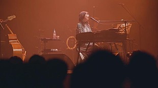 「ヒグチアイ、ニューAL『未成線上』初回盤BDから「火々」ライブ映像公開」