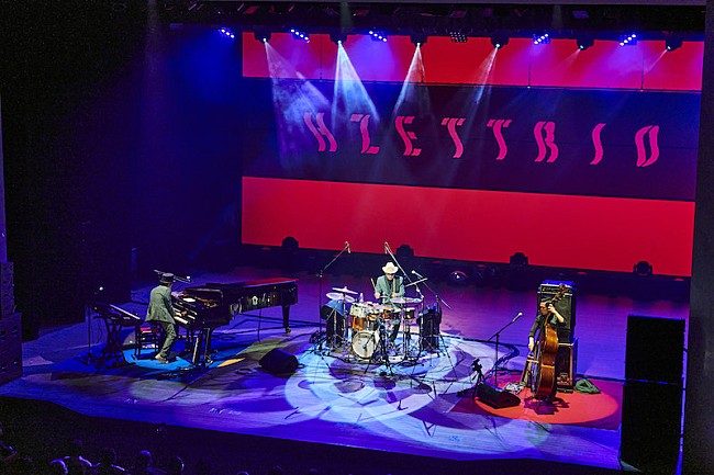 「Photo by ViVi Koharu」12枚目/14